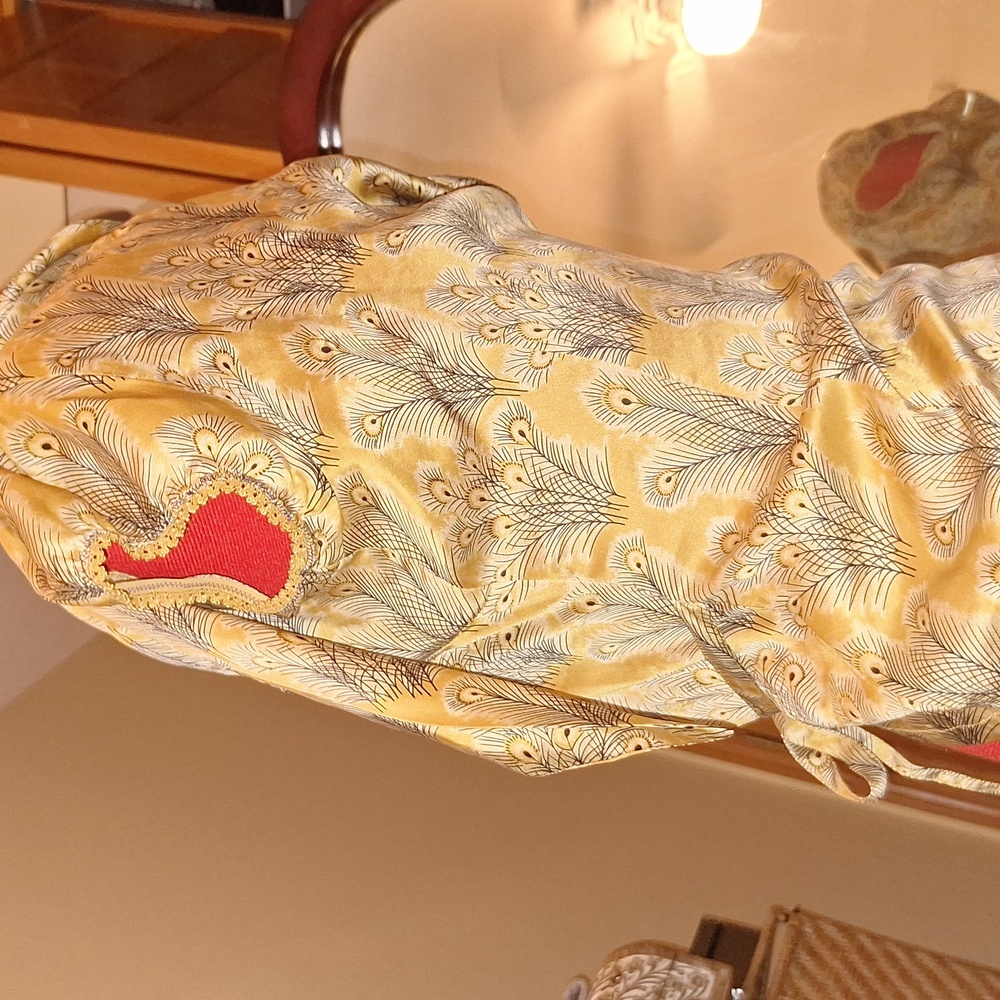 Free People Elegant Gold Feather Print Women's 100% Silk Blouse Sise 2 - Picture 4 of 10
